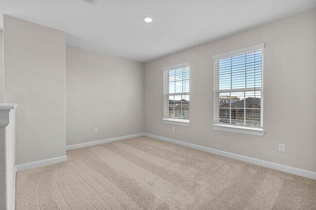 Building Photo - 10807 Hickory Ln