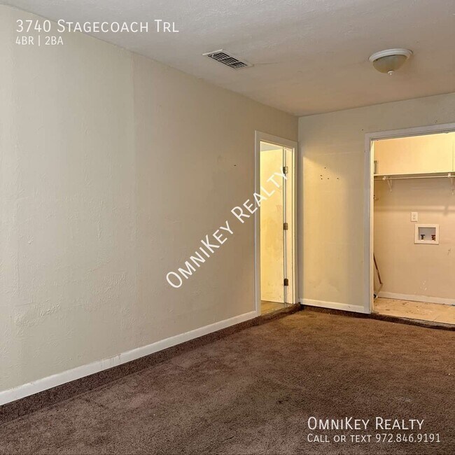 Building Photo - 3740 Stagecoach Trail
