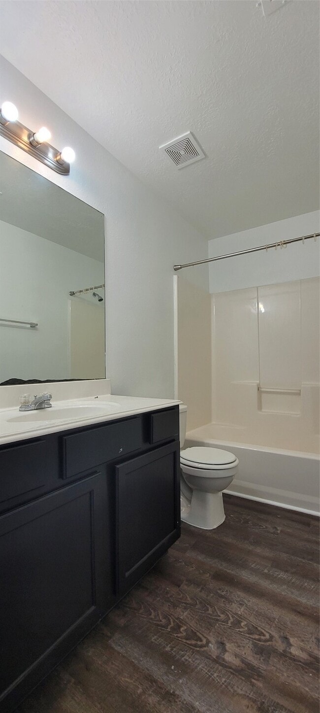 Building Photo - 1426 Ruthven St