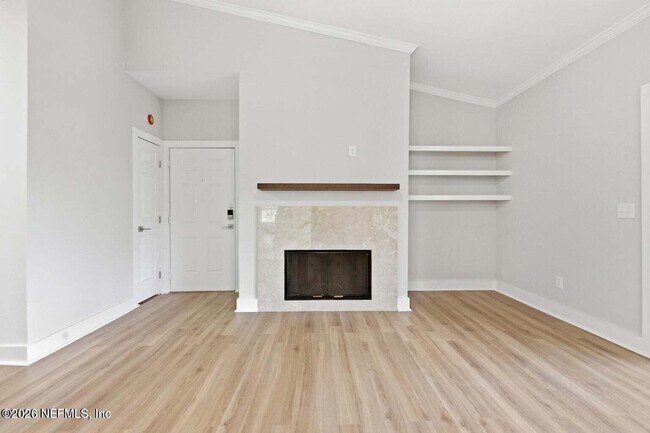 Building Photo - 211 Colima Ct
