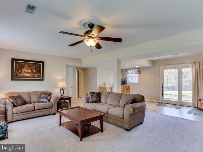 Building Photo - 7224 Princess Anne Ct