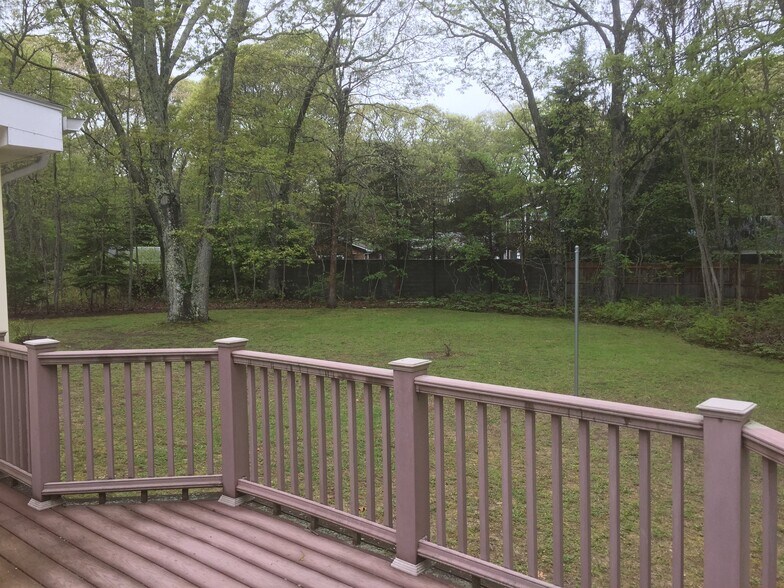 Building Photo - 6 Crab Creek Rd