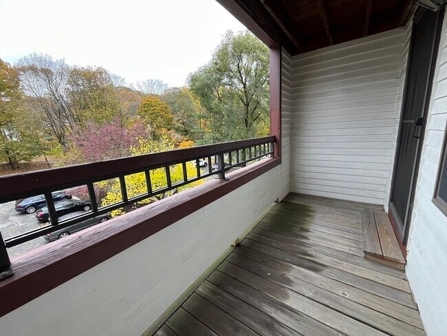 Building Photo - 324 Washington St