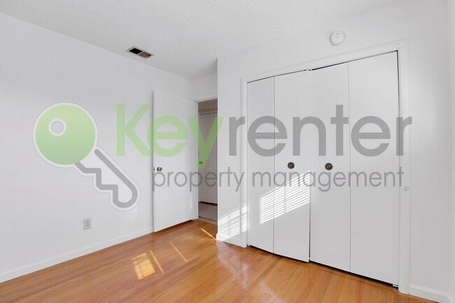 Building Photo - 6510 Barkley Way