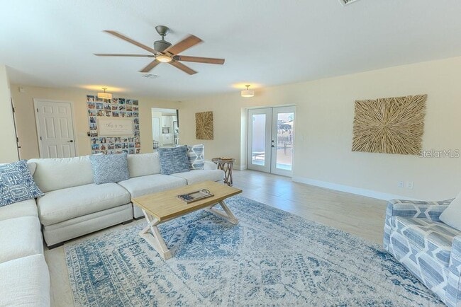 Building Photo - 5021 Porpoise Pl