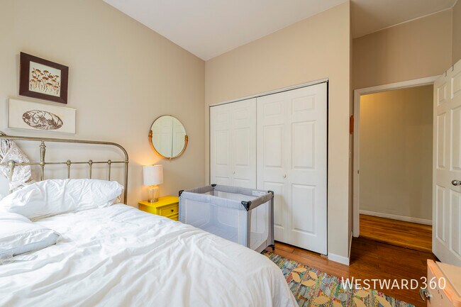 Building Photo - 1350 W Augusta-3