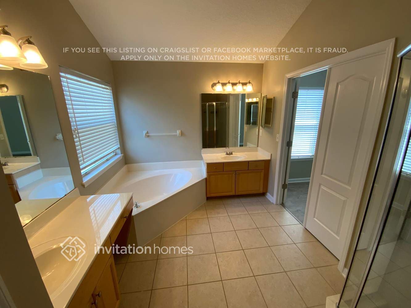 Building Photo - 1332 Sylvie Ln