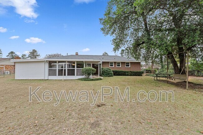 Building Photo - 161 Hickory Dr S Cir