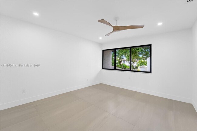 Building Photo - 11089 SW 69th Terrace