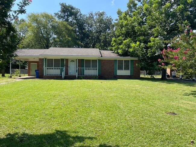 Building Photo - 4817 Hurley Dr
