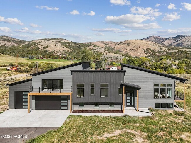 Building Photo - 5866 N Fork Rd