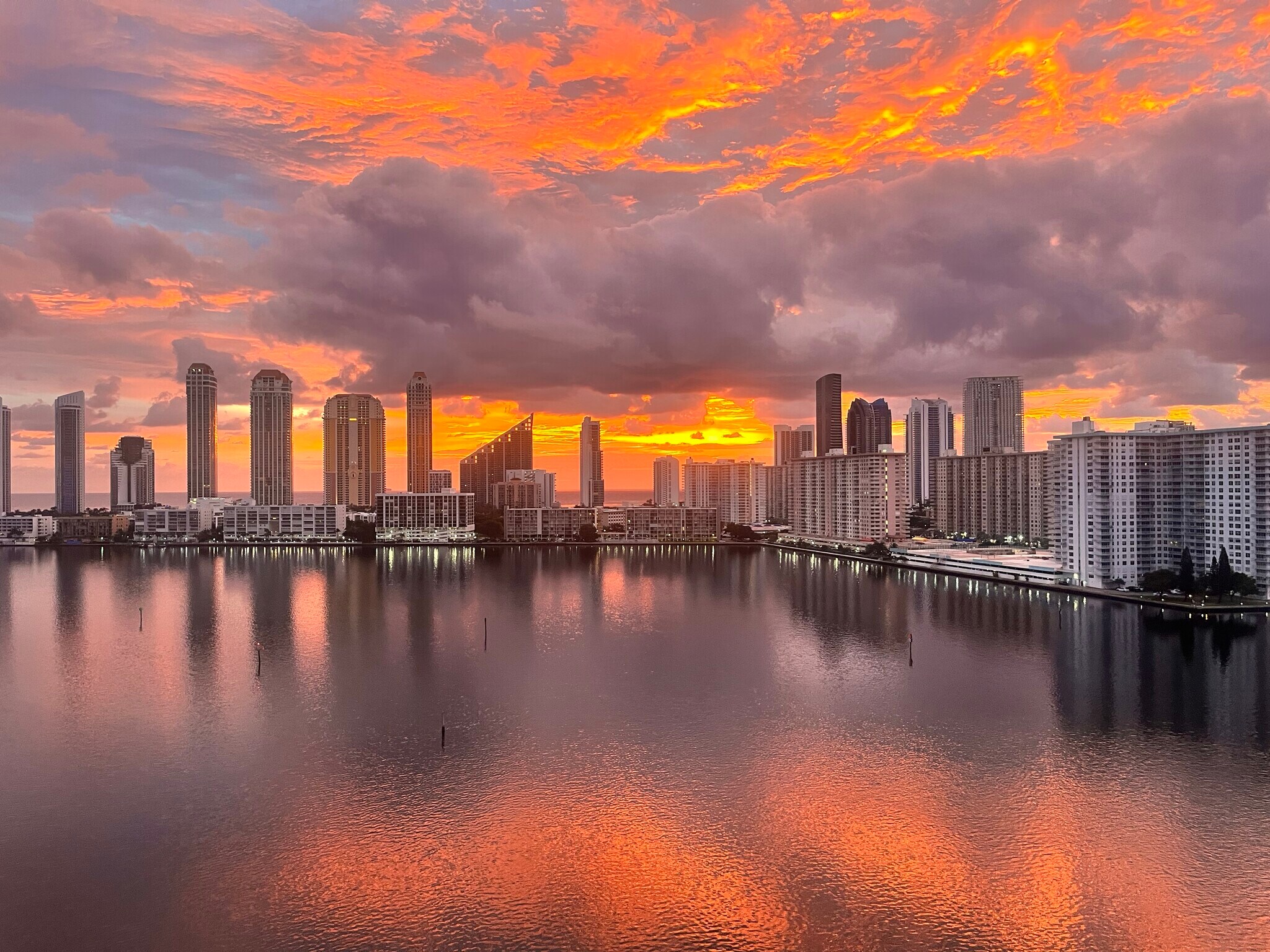 Building Photo - 1188 N Tamiami Trl