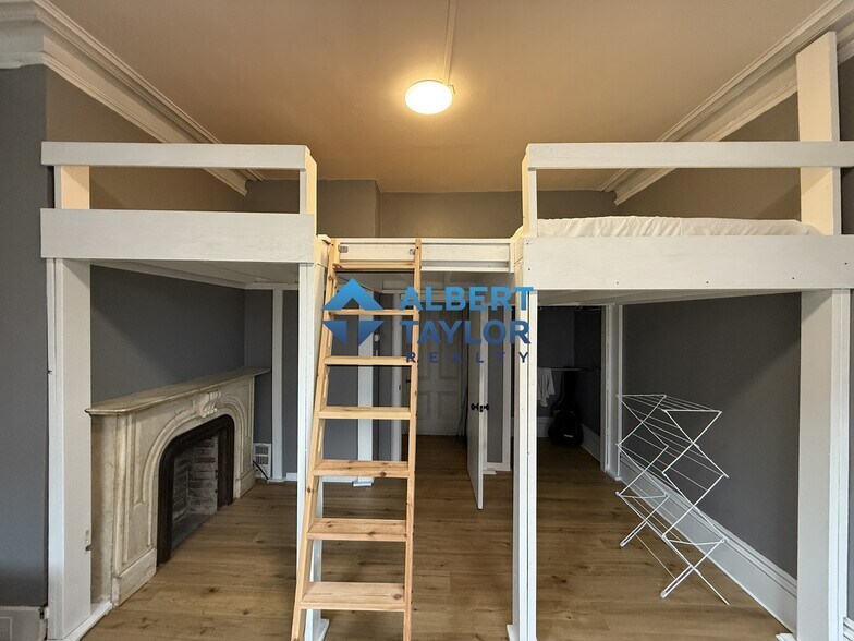 Building Photo - 241 Northampton St