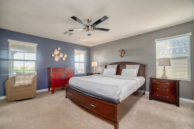 Building Photo - SUMMERLIN - FULLY FURNISHED - ALL UTILITIE...