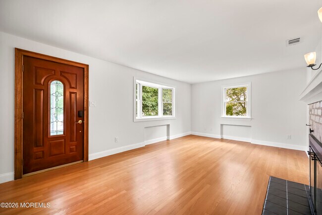 Building Photo - 18 Fierro Ave