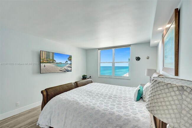 Building Photo - 2501 S Ocean Dr
