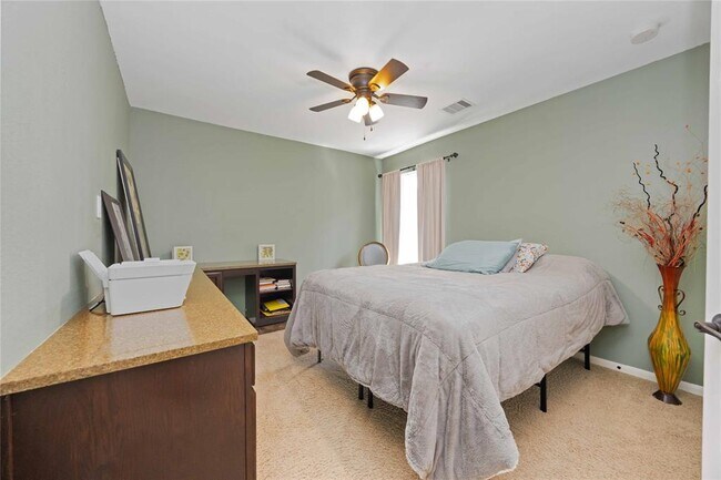 Building Photo - 6226 Oxford Lake Dr