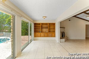 Building Photo - 6323 Forest Knoll St