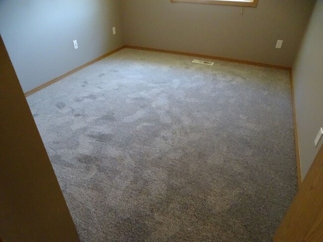 Building Photo - 7415 NE 64th Cir