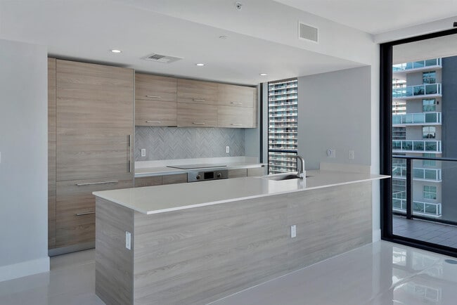 Building Photo - 1300 S Miami Ave