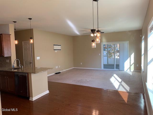 Building Photo - 43 Stacey Ct