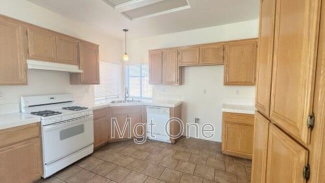 Building Photo - 6037 Kohlberry Ct