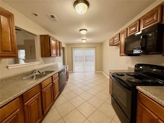 Building Photo - 3108 S G St