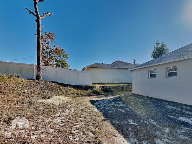 Building Photo - 12552 Gulliver Rd