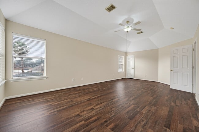 Building Photo - 9111 Winkbow Dr