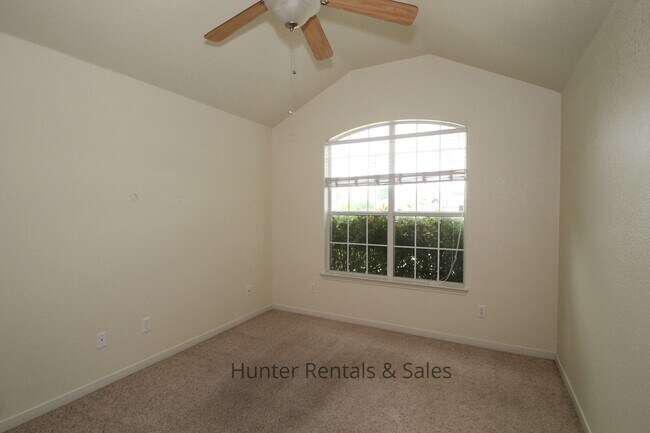 Building Photo - 5703 Bald Ridge Ct