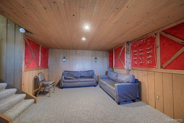 Building Photo - 3340 Windcroft St