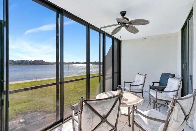 Building Photo - 1542 Jupiter Cove Dr