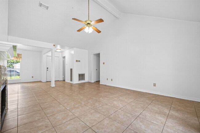 Building Photo - 6510 Grand Haven Dr