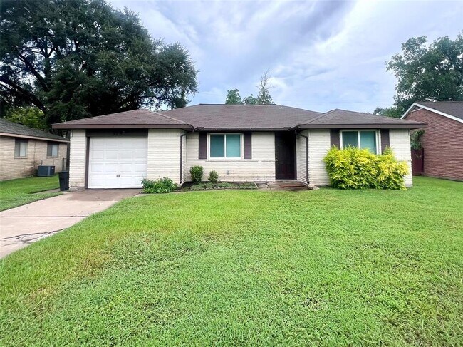 Primary Photo - 515 Bellmar Ln