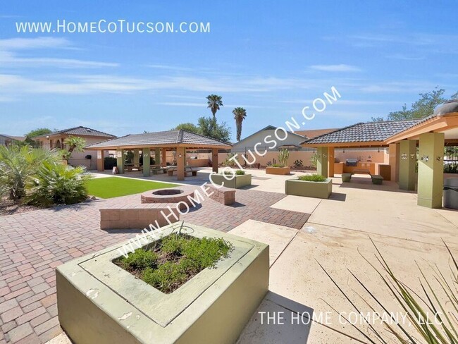 Building Photo - 3873 S Havenhurst Dr