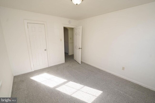 Building Photo - 509 State St