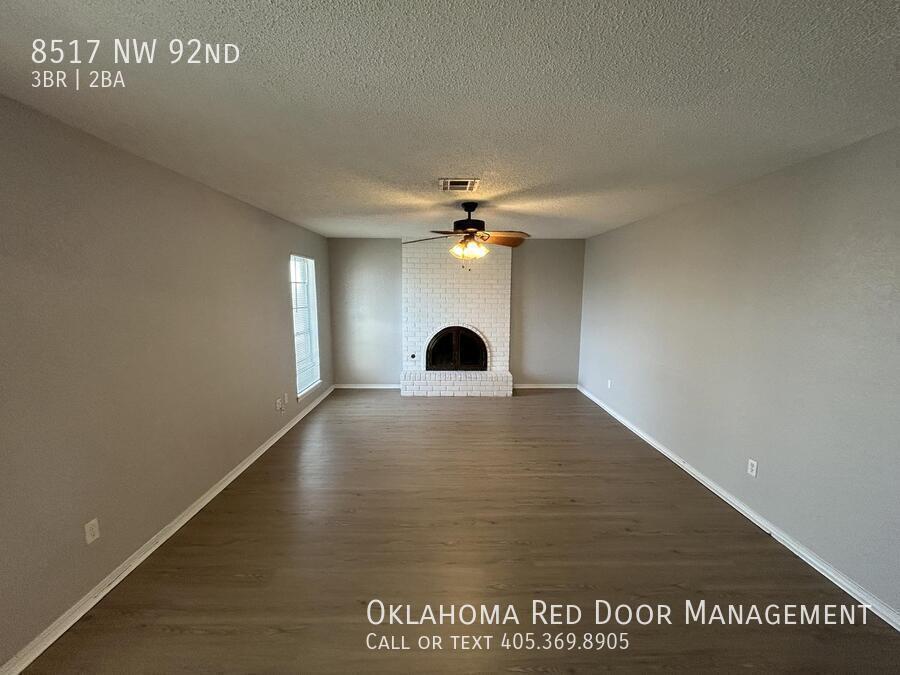 Building Photo - 8517 NW 92nd St