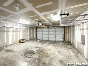 Building Photo - 2339 Mission Glory