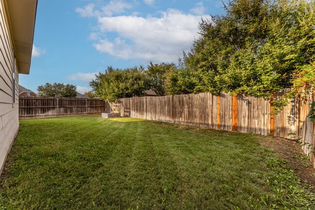 Building Photo - 12044 Ringtail Dr