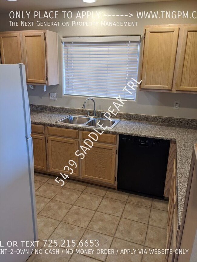 Building Photo - 5439 SADDLE PEAK TRL