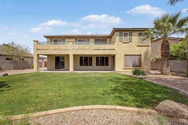 Building Photo - 8425 W Northview Ave