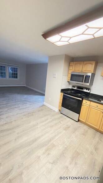 Building Photo - 24 Ridgewood Ln
