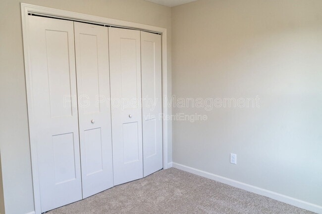 Building Photo - 6612 Johnbo way