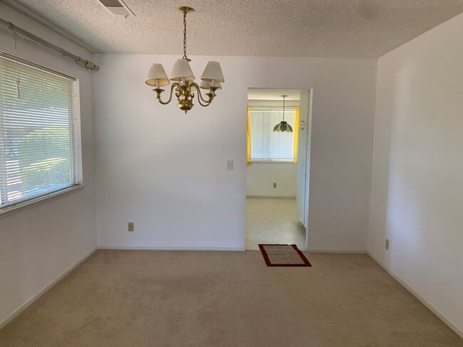 Building Photo - 6544 Stone Bridge Rd