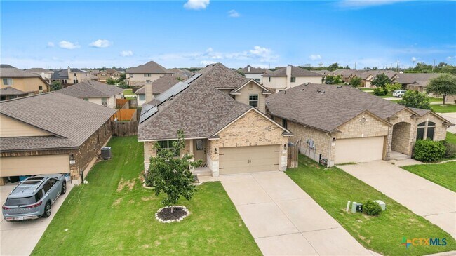 Building Photo - 1414 Fawn Lily Dr