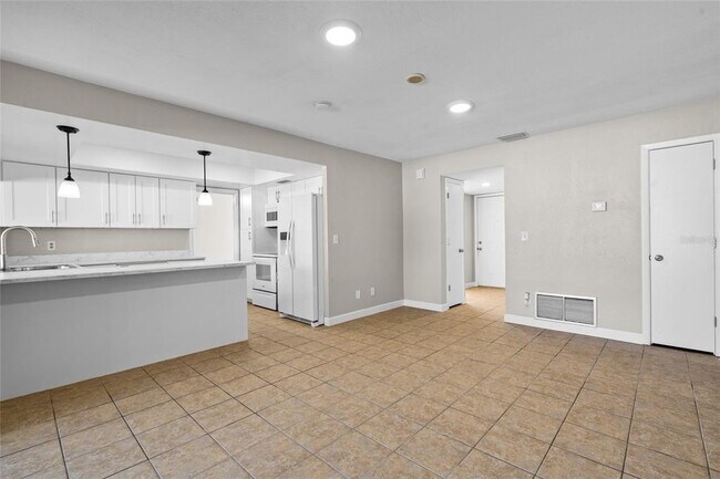 Building Photo - 9318 1st St N
