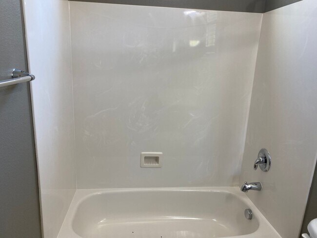 Building Photo - Pool!!! Spa!!! Summerlin!!! Gated!!! Park!! Mature lush landscape in back yard!! Synthetic Grass!...