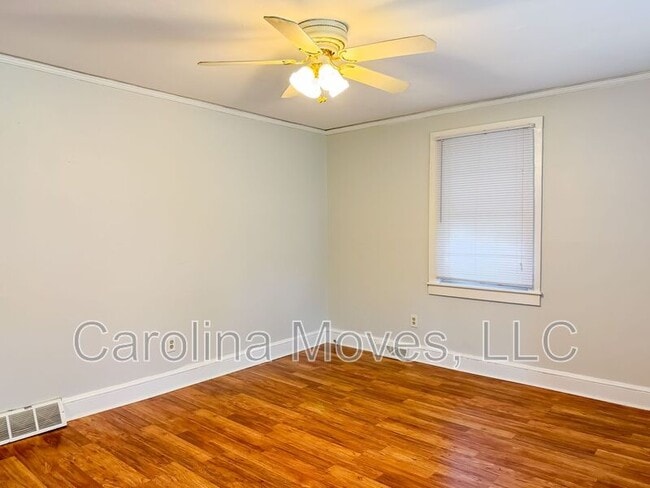 Building Photo - 10 Yellowstone Dr