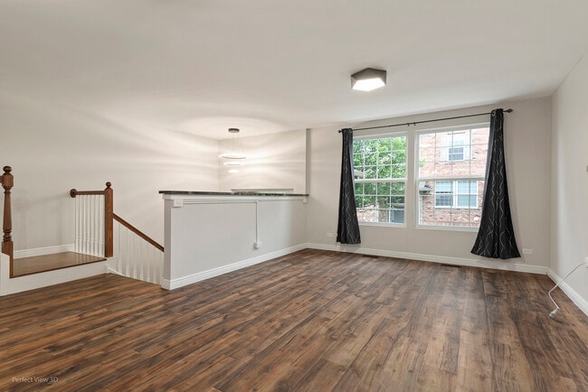 Building Photo - 464 Valentine Way