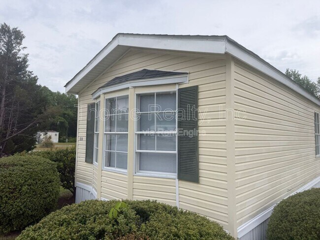 Building Photo - 162 Matts Ln